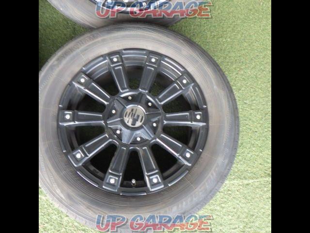 2018 Tire Bonus LM
Matt black 10-spoke wheel
+YOKOHAMA BluEarth
RV-02-02