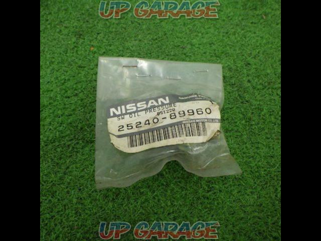 Genuine Nissan Oil Pressure Sensor 25240-89960-03