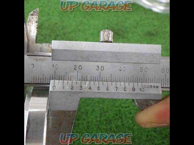 Manufacturer unknown Hub ring Inner diameter: 60mm / Outer diameter: 73mm / Thickness: 10mm-02