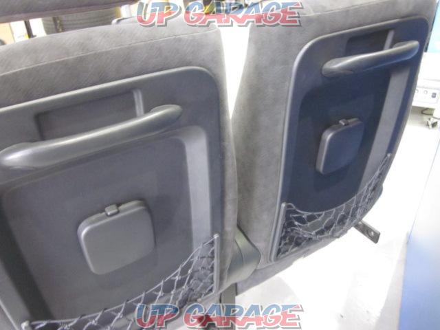 Toyota
200 series Hiace 2 type wide 10 passengers
Genuine second seat (second row seat)-08