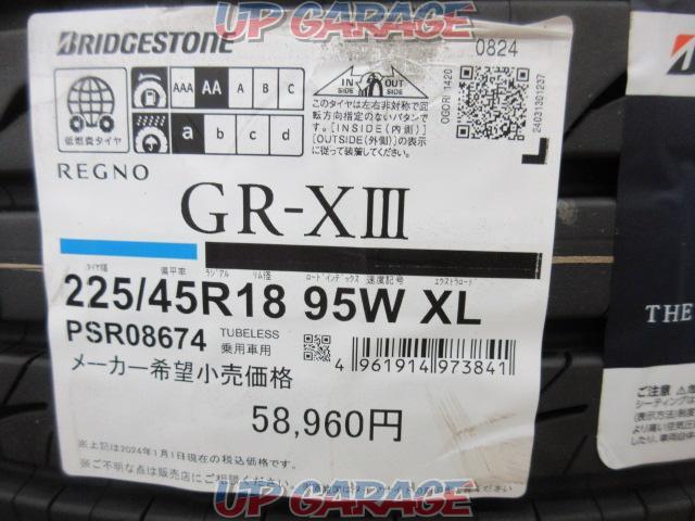 BRIDGESTONE
REGNO
GR-XⅢ
225 / 45R18
Four-02
