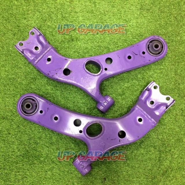 Unknown Manufacturer
20 Alphard / Vellfire
OEM modified camber lower arm-02