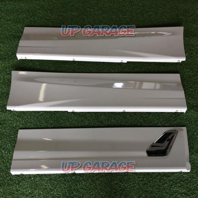 TRD30 series/Alphard
Side skirts
Right and left-07