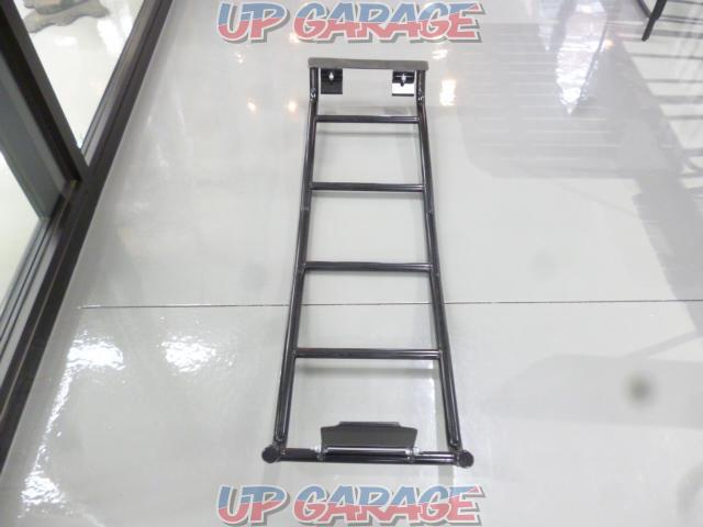 No Brand
200 series
For Hiace
Rear ladder/ladder-04