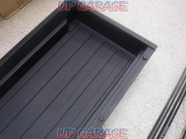 Nissan genuine luggage tray
Left only-02
