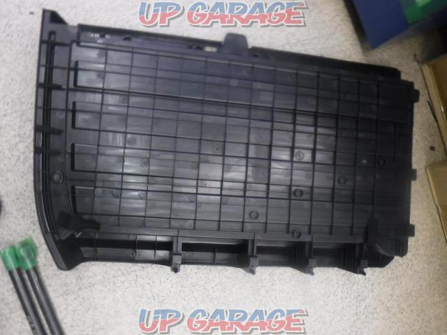 Nissan genuine luggage tray
Left only-04