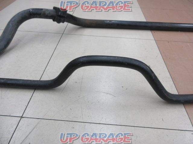 NISSAN
S15
Sylvia
Genuine stabilizer
Set before and after-09