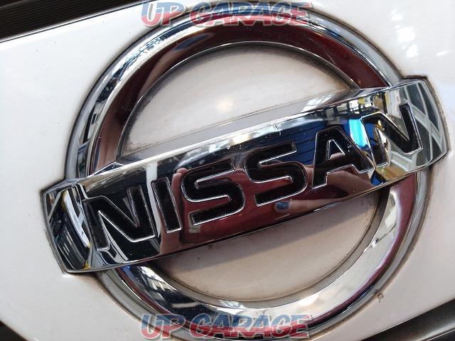 NISSAN
E52
Elgrand
Genuine
Front grille-07