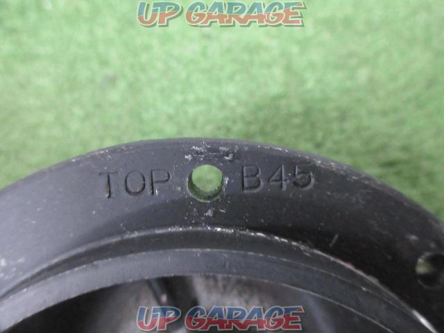 7
Manufacturer unknown steering boss + cover-06