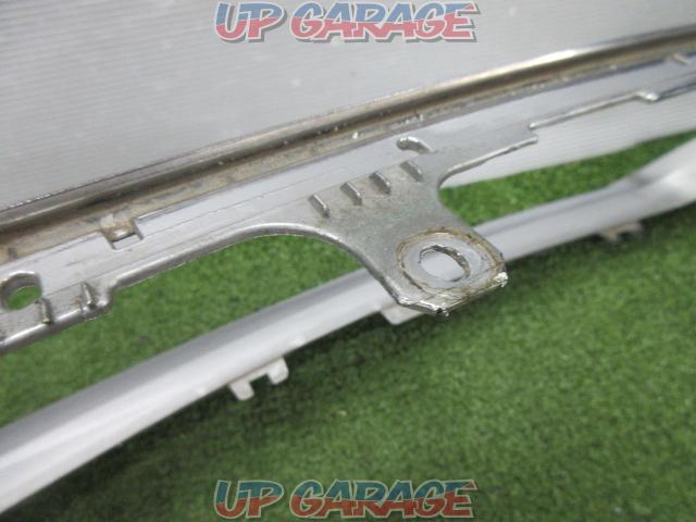 Toyota original (TOYOTA)
Only the IS genuine front grill area-05