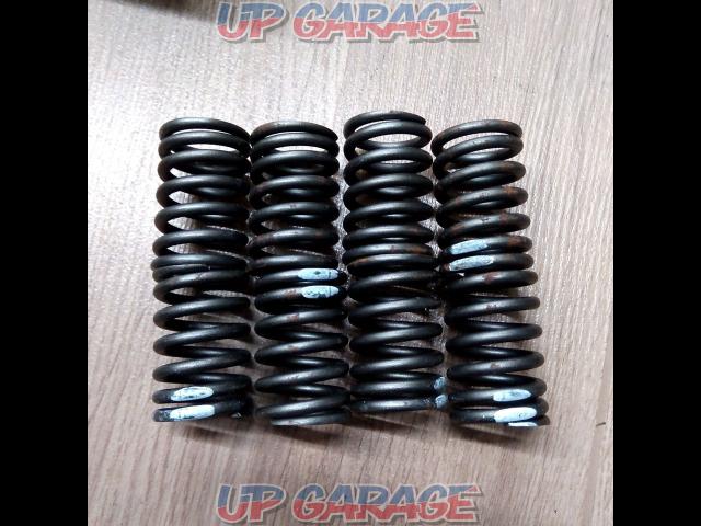 *Sold as is due to unknown details* Nissan genuine valve spring
13203-H1000
(X04088)-04