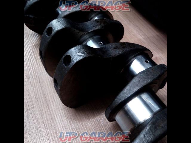 *Sold as is due to unknown details* Nissan Genuine A12
Engine
Crankshaft
(X04086)-05