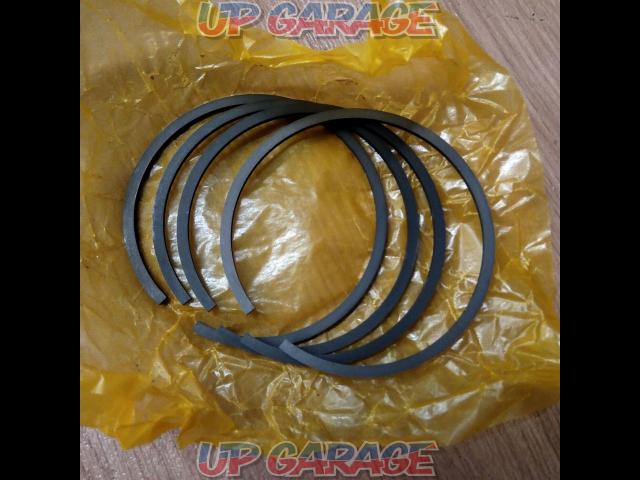 *Sold as is due to unknown details* Nissan genuine piston rings
12035-H6201
(X04093)-04