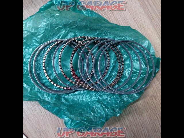 *Sold as is due to unknown details* Nissan genuine piston rings
12035-H6201
(X04093)-05