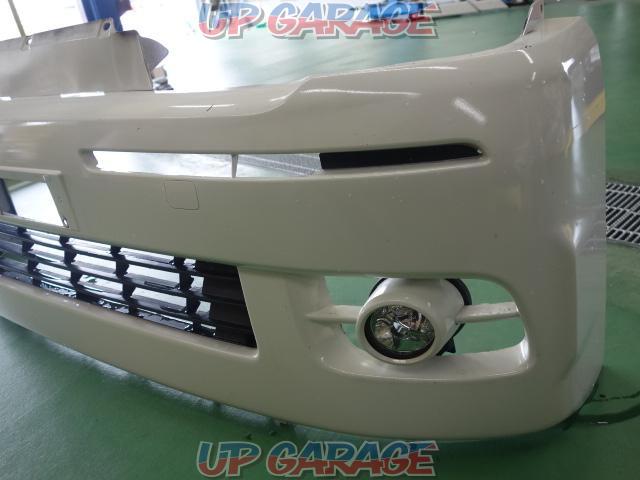[Toyota]
Hiace 200 genuine front bumper
(X041453)-05