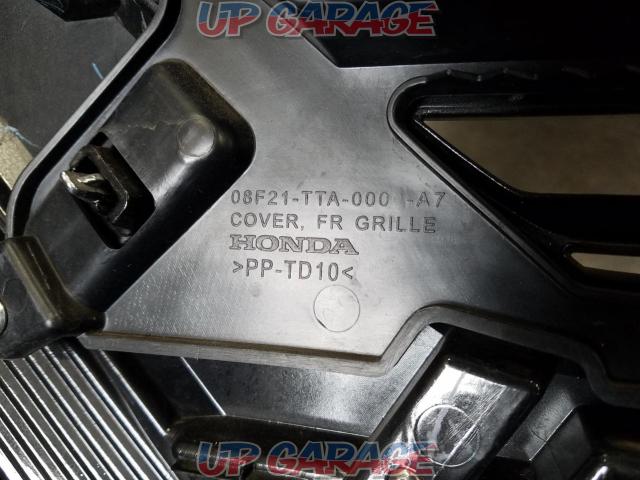 HONDA (Honda)
JF3
N-BOX Custom Genuine Option Modulo Front Grill-06