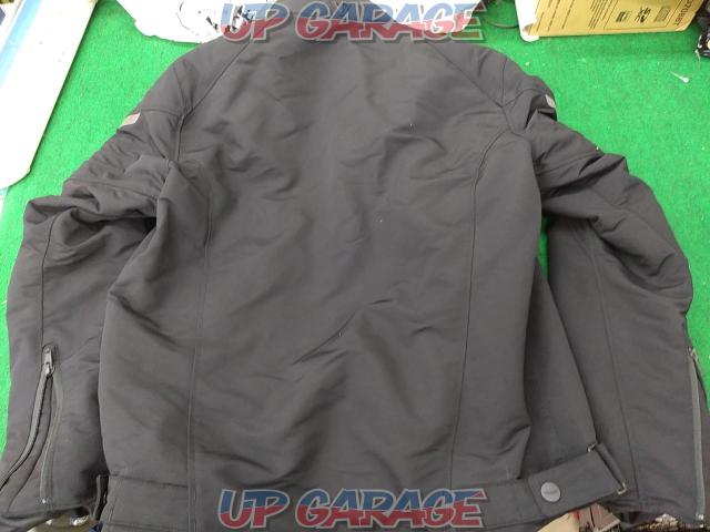 TRIUMPH
Nylon jacket-06