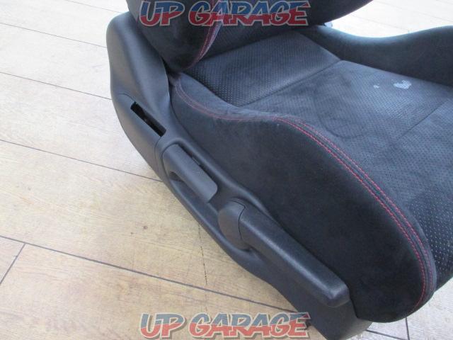 HONDA
Civic
TypeR / FD2
Genuine seat (driver's seat side)-07