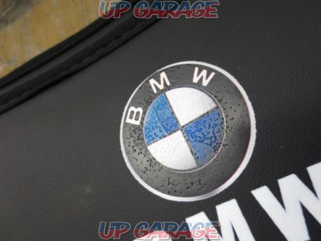 Seat back pocket
(Kick Guard)
With BMW logo-07