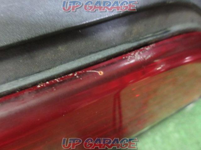 Toyota Genuine JZX100 Series Chaser
Previous term genuine tail lens
Right and left-08