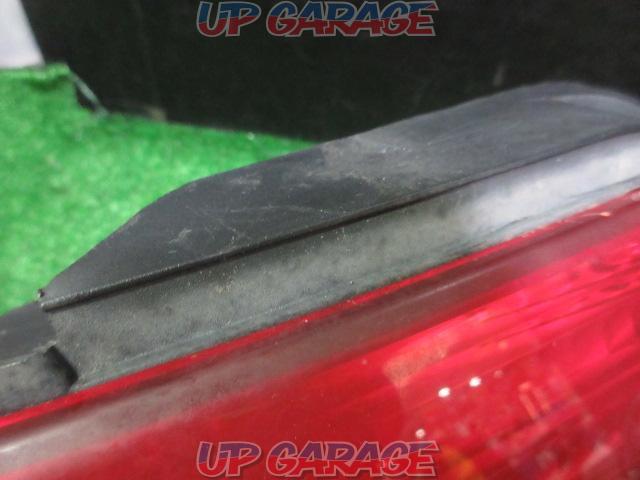 Toyota Genuine JZX100 Series Chaser
Previous term genuine tail lens
Right and left-10