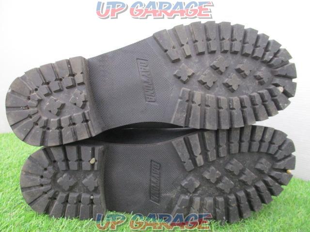 27cm DAYTONA
Side core boots-04