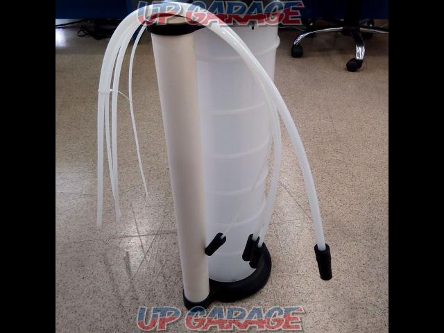 Manufacturer unknown GARAGE.COM
7 liters
Portable oil changer-03