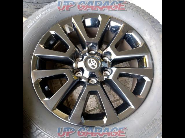 Toyota Genuine
Land Cruiser Prado 180 series
Black Edition genuine aluminum wheels
Wheel only-04