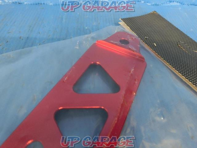 Unknown Manufacturer
General purpose
Battery stays
Aluminum
Red
Short side symbol
For type B
127mm/129mm-04