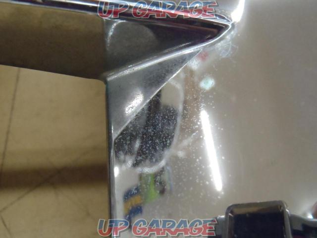 Nissan
E51
Elgrand
Rider
Previous period
Genuine tail lens
With cover-06