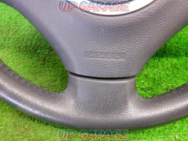 SUZUKI
Genuine leather steering wheel-03