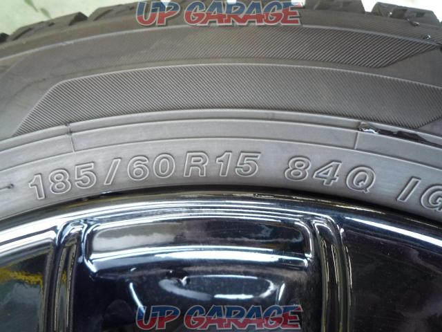 Other FANG
10-spoke wheel
+YOKOHAMAIG60
185 / 60R15-07