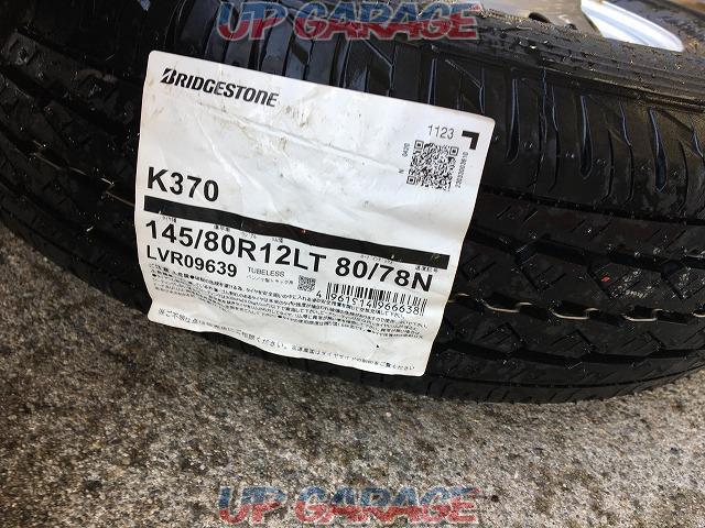  unused with tire 
TOPY (Topy)
Steel
+
BRIDGESTONE (Bridgestone)
K370
145 / 80-12
80 / 78N
LT
4 pieces set-06