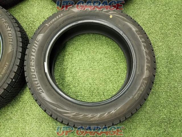 (A-2T warehouse storage. Please contact us in advance if you would like to visit the store.
) BRIDGESTONE
BLIZZAK
VRX2-03