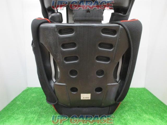 CA industry
Junior seat high back
RE
B-211-06