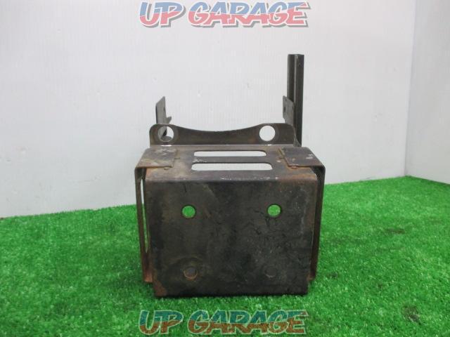 Manufacturer unknown, such as Z1R
Genuine battery case-08