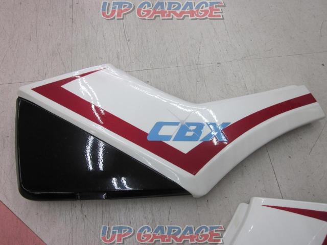 Genuine side cover
CBX400F-02