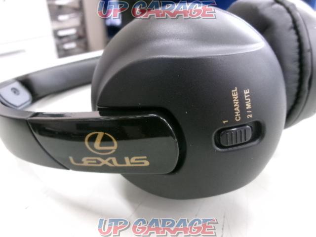 LEXUS genuine
Wireless headphones
LX570
2 pieces-04