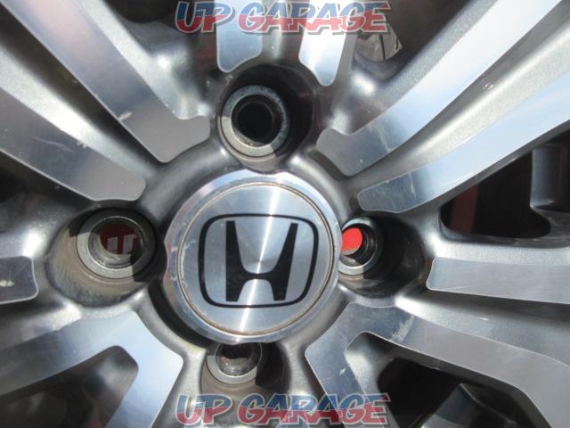 Honda
GB Freed genuine wheels + DUNLOP
ENASAVE
RV505-02