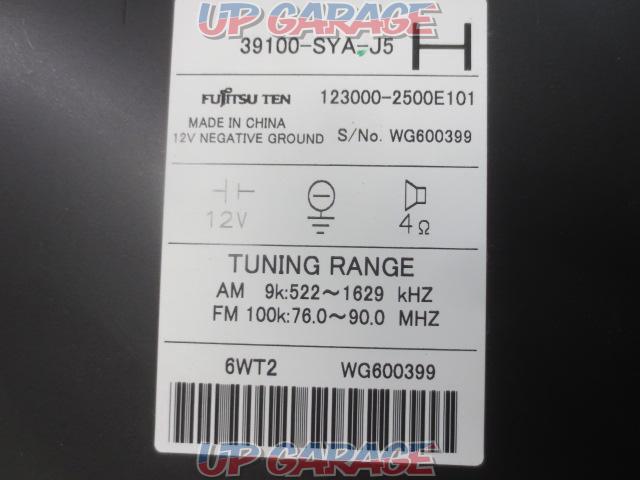 Honda
Zest genuine monitor CD tuner
6WT2
39100-SYA-J5-03