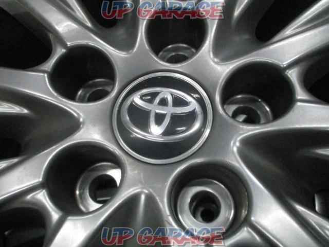 Toyota Genuine
30 series Alphard / Vellfire
Golden Eyes genuine wheels (X04028)-02