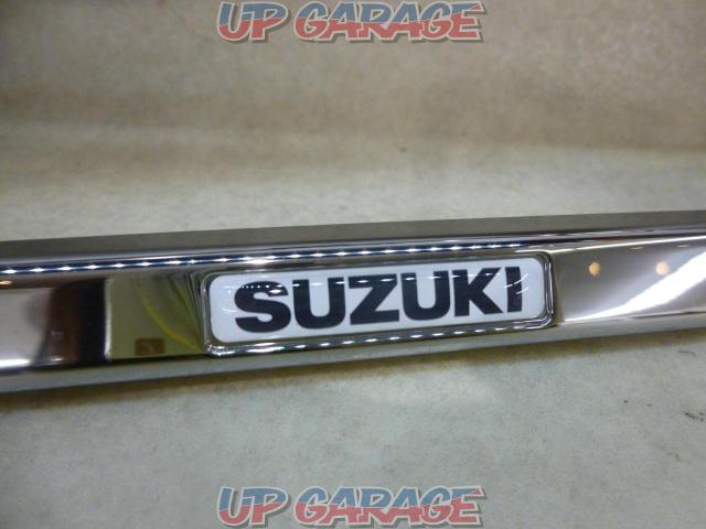 Suzuki genuine license plate frame
2 pieces set-05