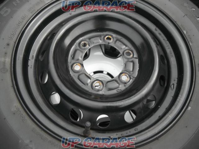 Toyota Genuine
Genuine steel wheels for the 200 series Hiace ■ 4th/5th/6th/7th generation-03