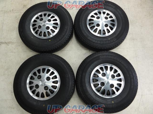 DAIHATSU genuine (Daihatsu genuine)
L55
Mira
Original aluminum wheel
+
Tire BRIDGESTONE (Bridgestone)
RD-605-02
