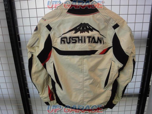 KUSHITANI
Kushitani
Nylon jacket
White
L size-05