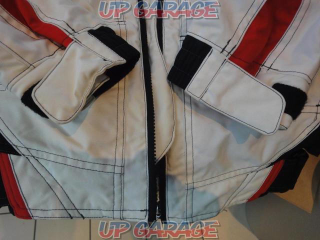 KUSHITANI
Kushitani
Nylon jacket
White
L size-10