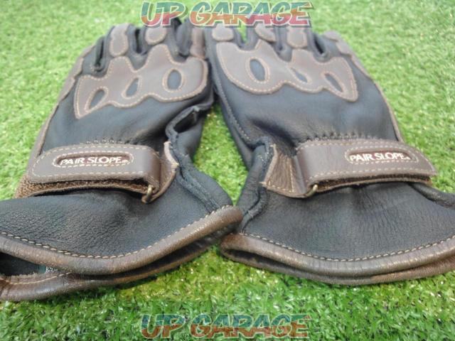 PAIR
SLOPE
Leather Gloves
Brown
Size M-05