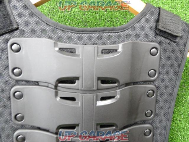 KOMINESK-688
Chest protector
Size XL-10