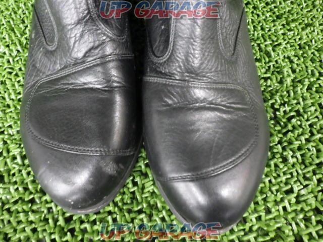 KUSHITANI Leather Boots
Size 22.5cm-02