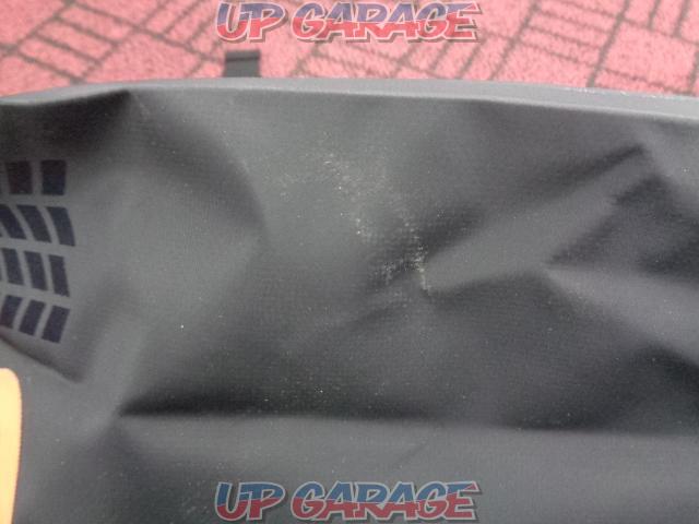 DOPPEL
GANGER
DBT393
Tarpaulin side bag
black
Capacity: 40L (one side 20L)-05